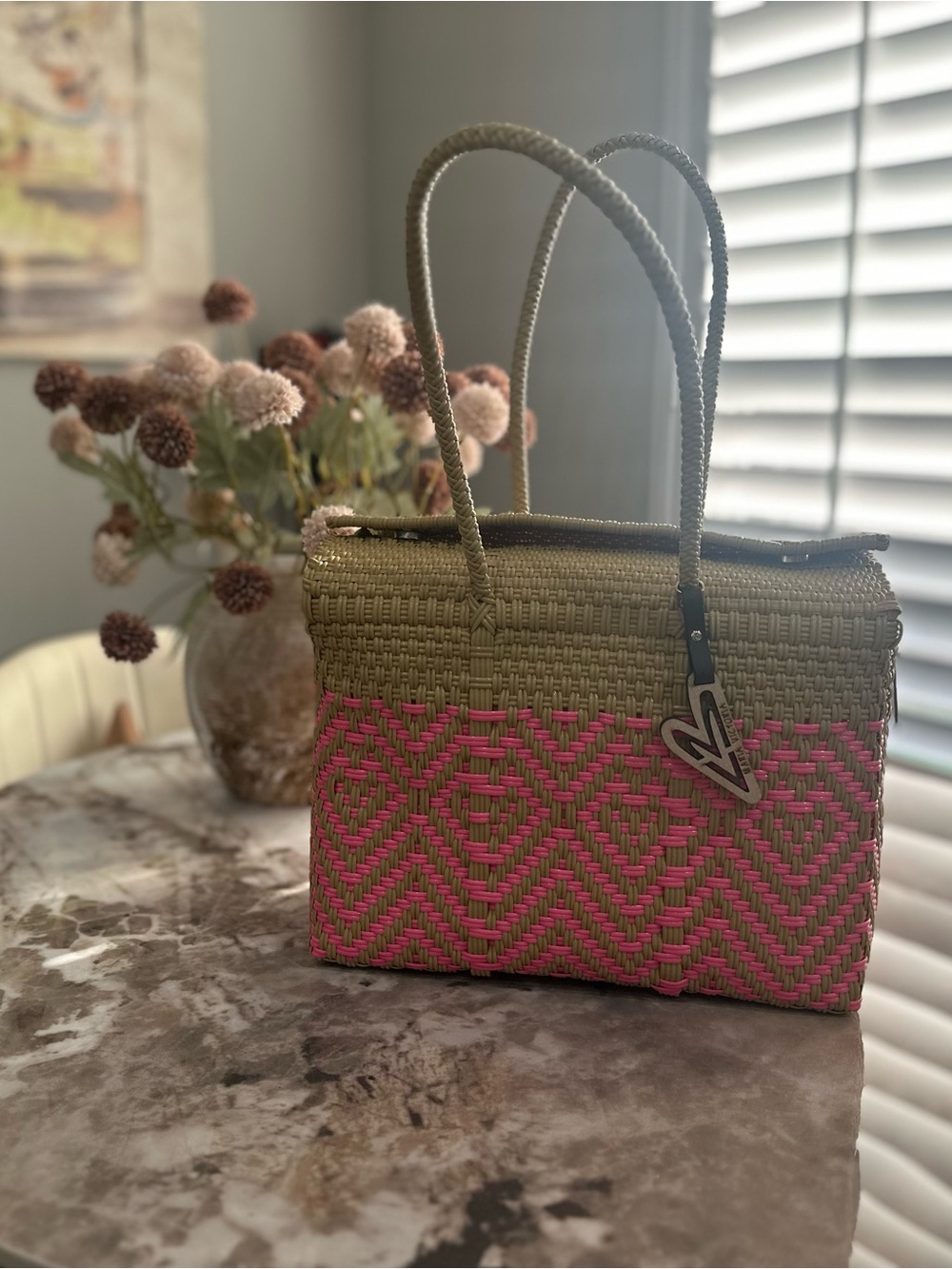 Maria Victoria Olive and Pink Tote Bag - Handheld Straw Shoulder Bag - Picture 3 of 6